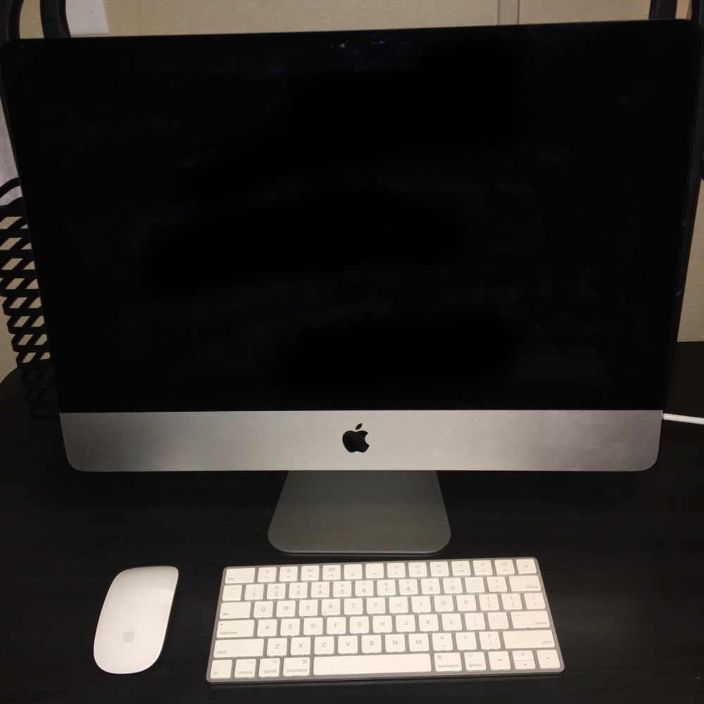 Apple iMac 21.5”/2.3DC/16GB RAM/1TB FD